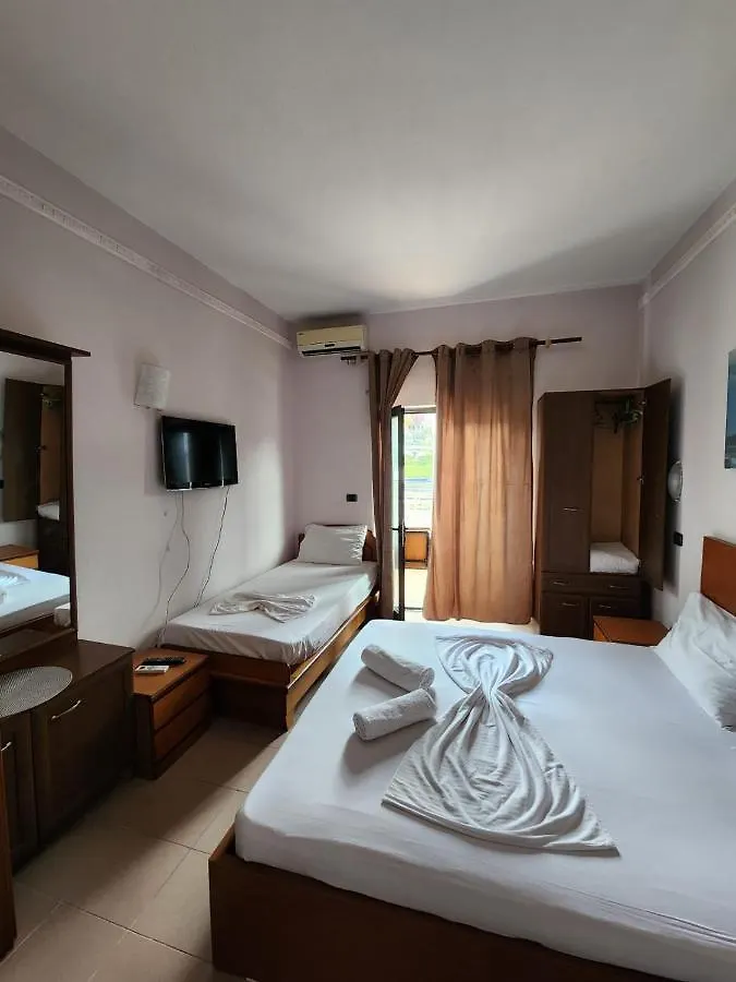 Seashell Beach Rooms Shkallnur Hotel