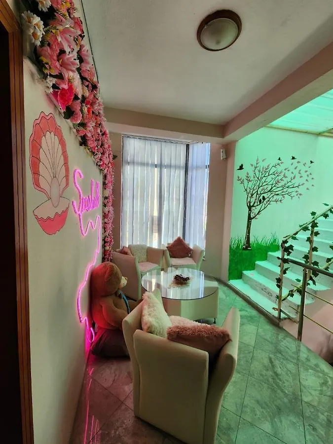 Seashell Beach Rooms Škalngur 酒店