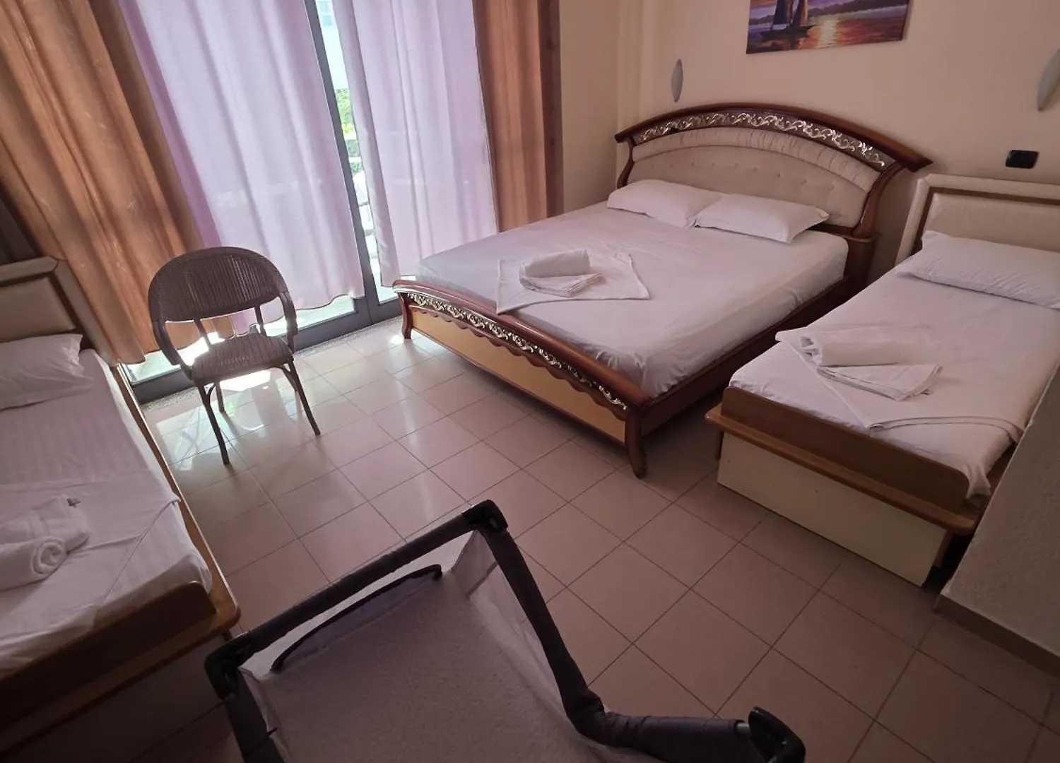 Seashell Beach Rooms Škalngur 酒店